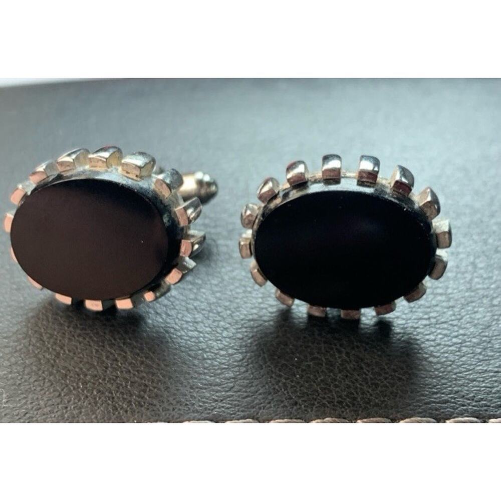 Hickok Mid-Century Modern Retro Oval Silver Tone Black Jet Glass Cufflink Set
